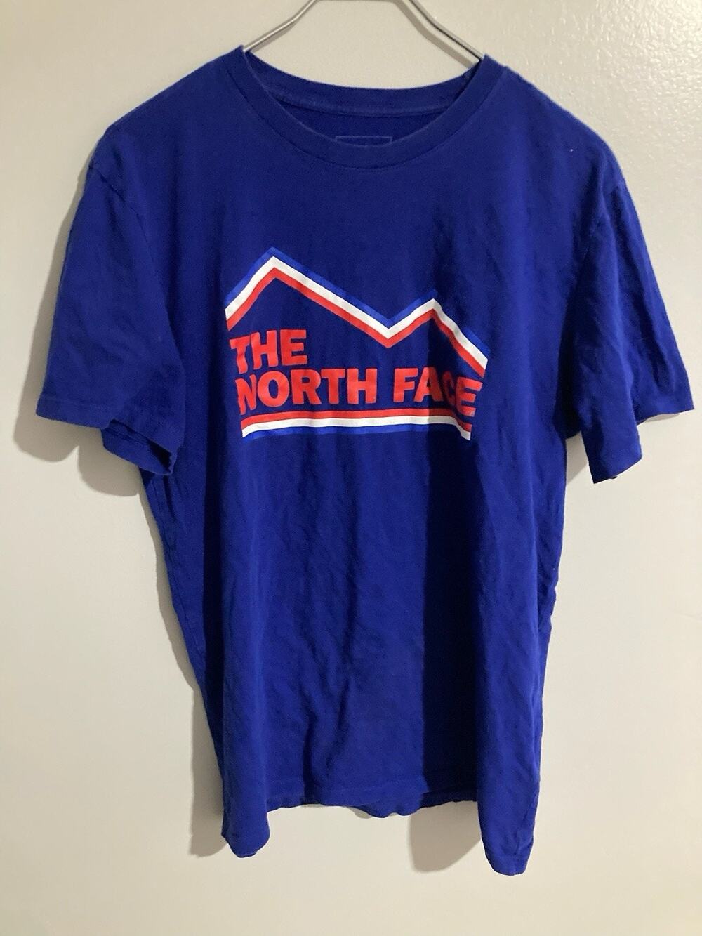The North Face Men’s Blue Graphic Short Sleeve T-Shirt - Size Medium